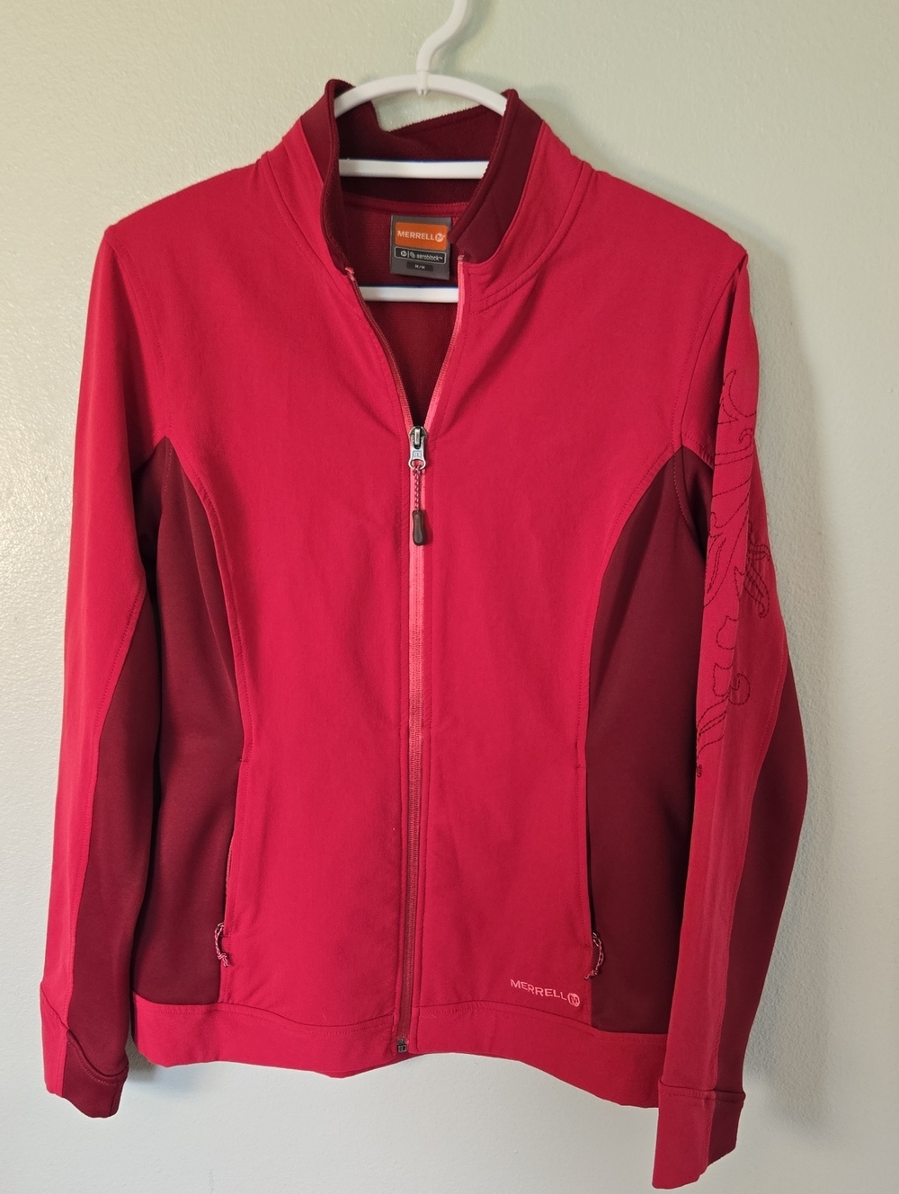 Merrell | Pink Aeroblock Full-Zip Embroidered Sleeve Jacket Size Medium